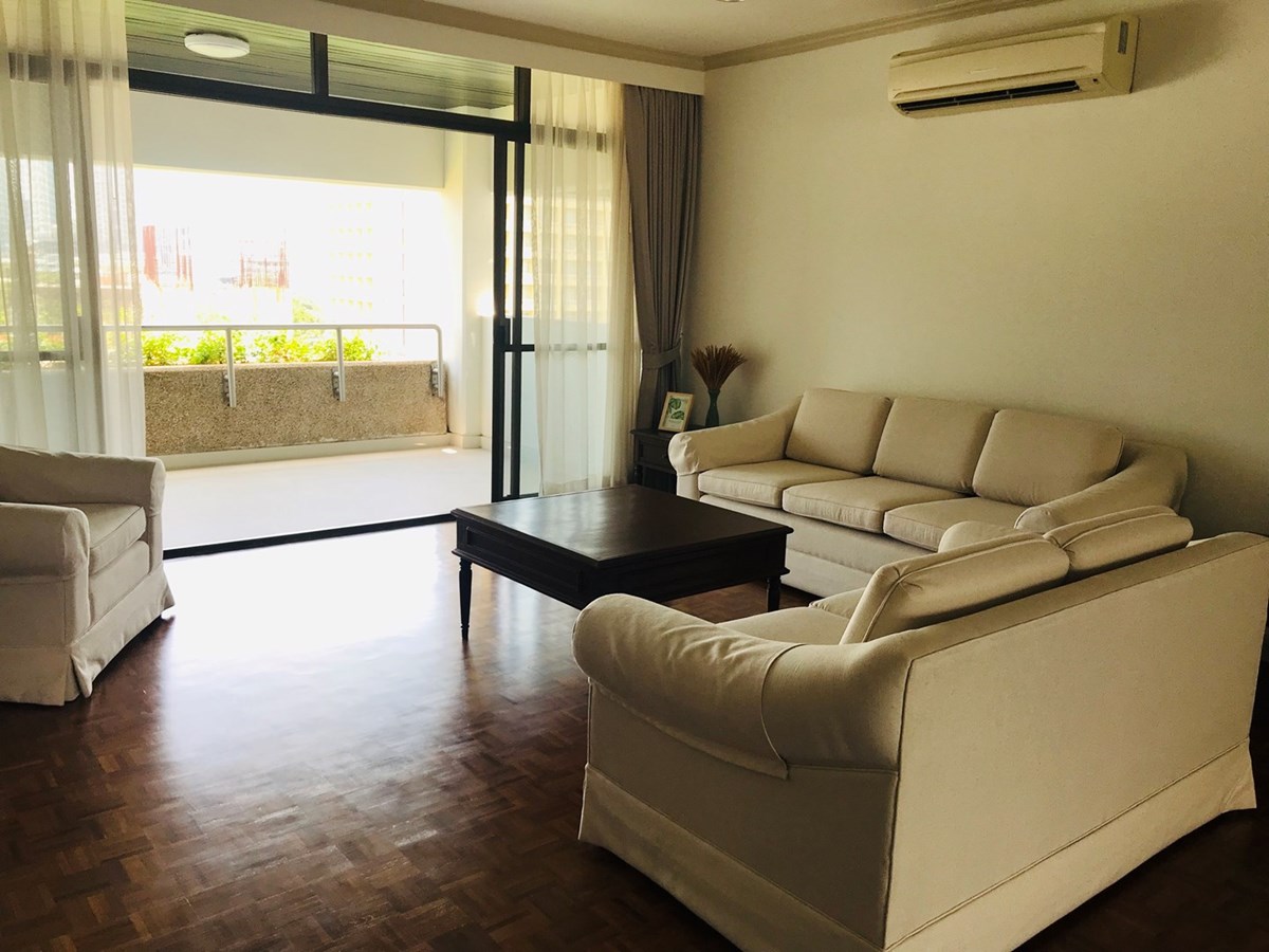 3 bedroom apartment for rent at Baan Sailom - คอนโด - ทุ่งมหาเมฆ - Sathorn