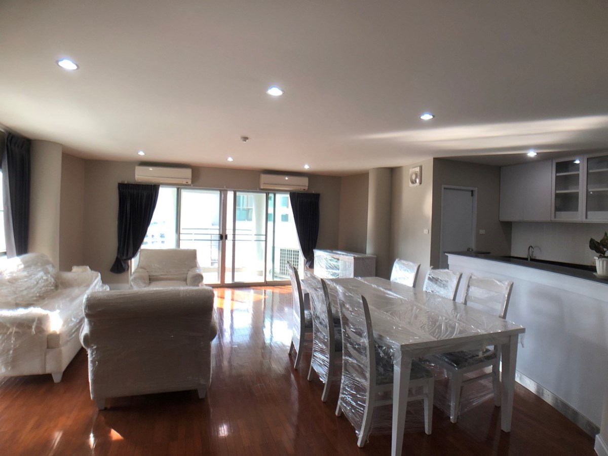 Baan Wannapa 3 bedroom apartment for rent - คอนโด - คลองตันเหนือ - Thong Lo