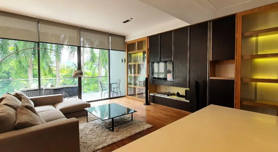 2+1 bedroom condo for rent at Domus - Condominium - Khlong Toei - Asoke 