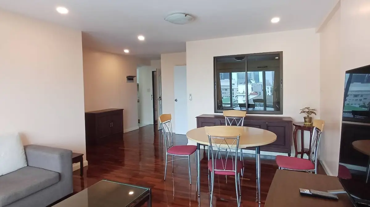 Navin Court 2 bedroom condo for sale