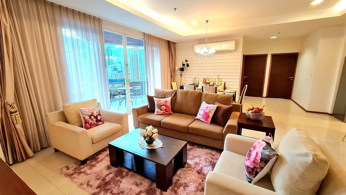 Piyathip Place 3 bedroom apartment for rent - คอนโด - คลองตันเหนือ - Phrom Phong