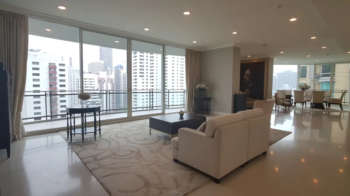 4 bedroom penthouse for sale and rent at Royce Private Residences - Condominium - Khlong Toei Nuea - Phrom Phong