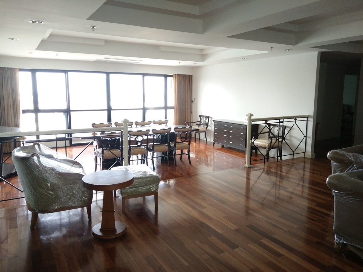 3 bedroom apartment for rent at Shanti Sadan - คอนโด - คลองตันเหนือ - Thong Lo