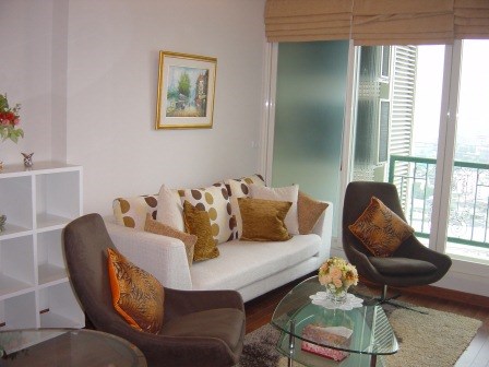 1 bedroom condo for rent at The Address Chidlom