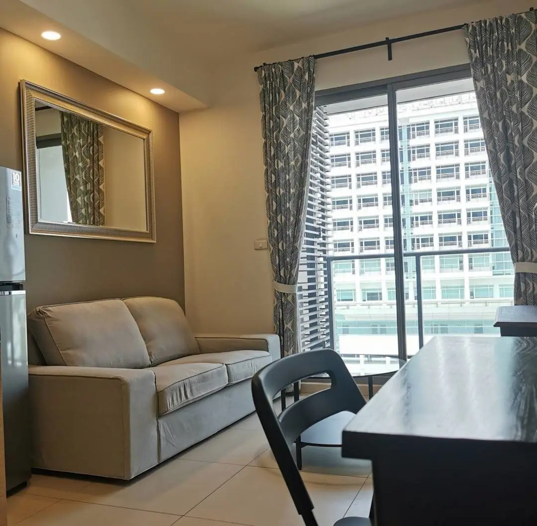 The Lofts Ekkamai 1 bedroom condo for sale and rent