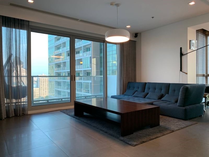 2 bedroom property for sale with tenant at The River - Condominium - Khlong Ton Sai - Charoen Nakhon