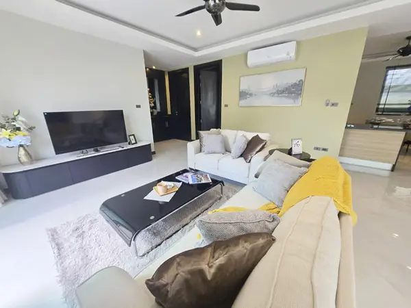 4 Bedroom bungalow-Newly remodeled - House - Pattaya East - East Pattaya