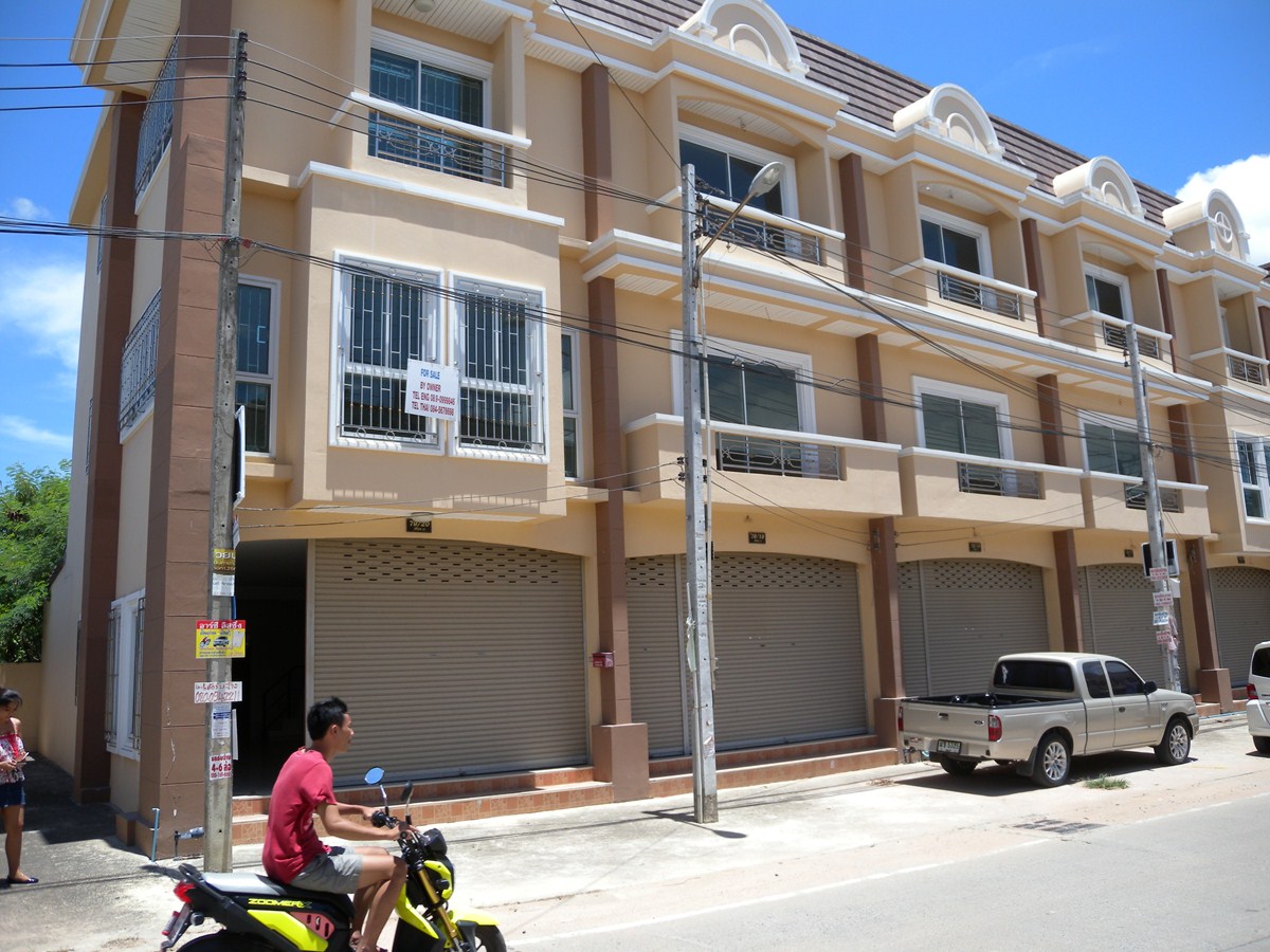 ร้านบ้าน East Pattaya - อาคารพาณิชย์ - East Pattaya - 