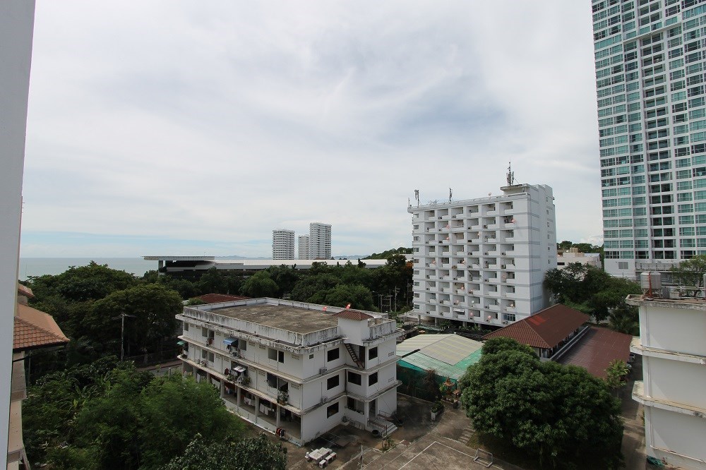 viewlivingbalcony