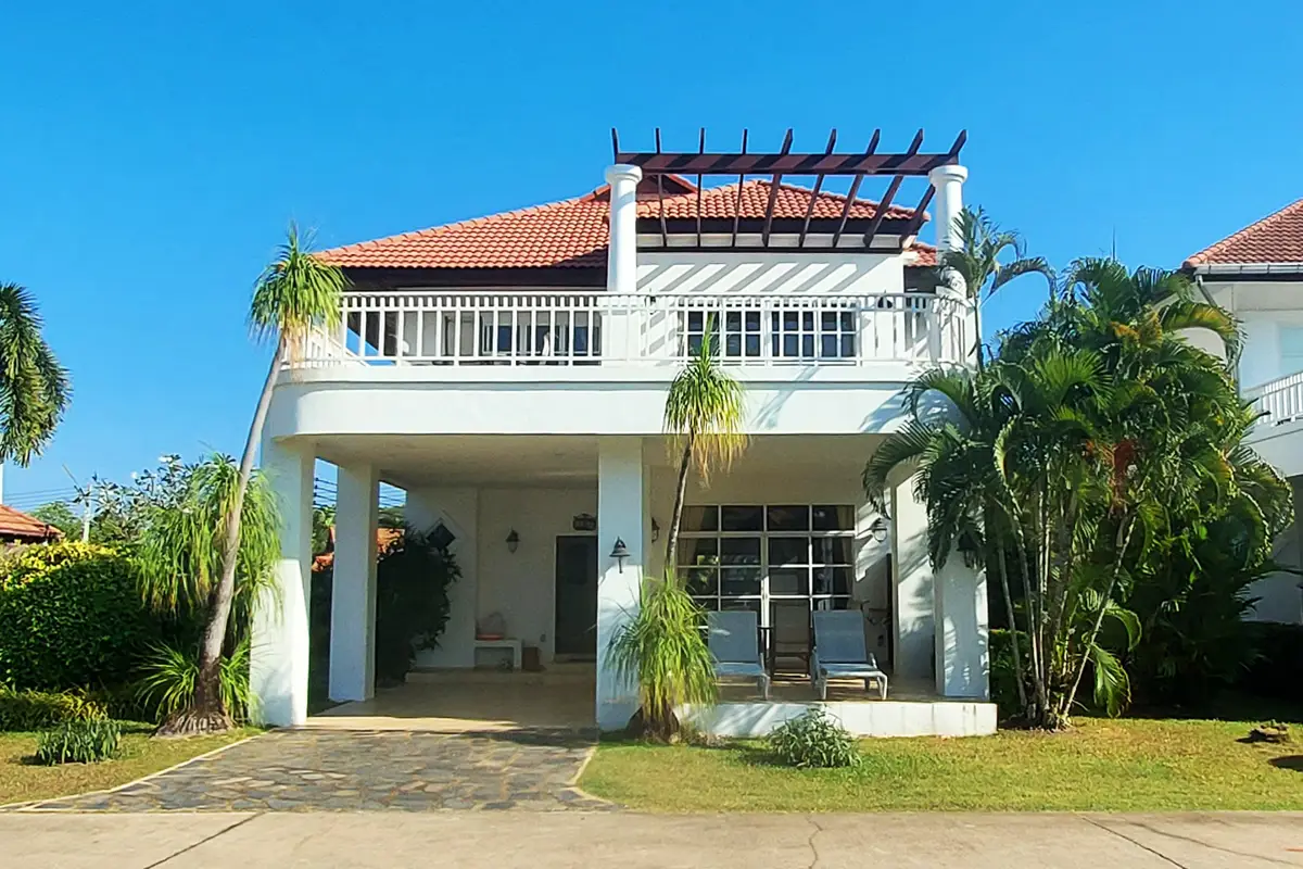 Two-storey villa in Blue Mango within walking distance to Mae Phim Beach. - House - Mae Phim - Blue Mango Residence