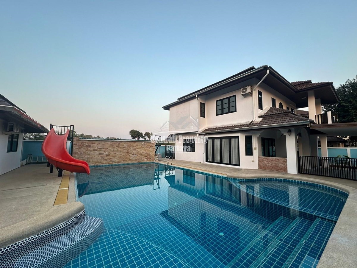 Very spacious, 5 bedroom, 6 bathroom house with private pool for sale or rent in Na Jomtien. - บ้าน - Na Jomtein 1 - 