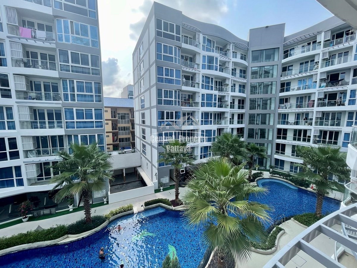 Beautiful Two Bedrooms with Pool view condo for rent, Excellent location in Central Pattaya. - คอนโด -  - 