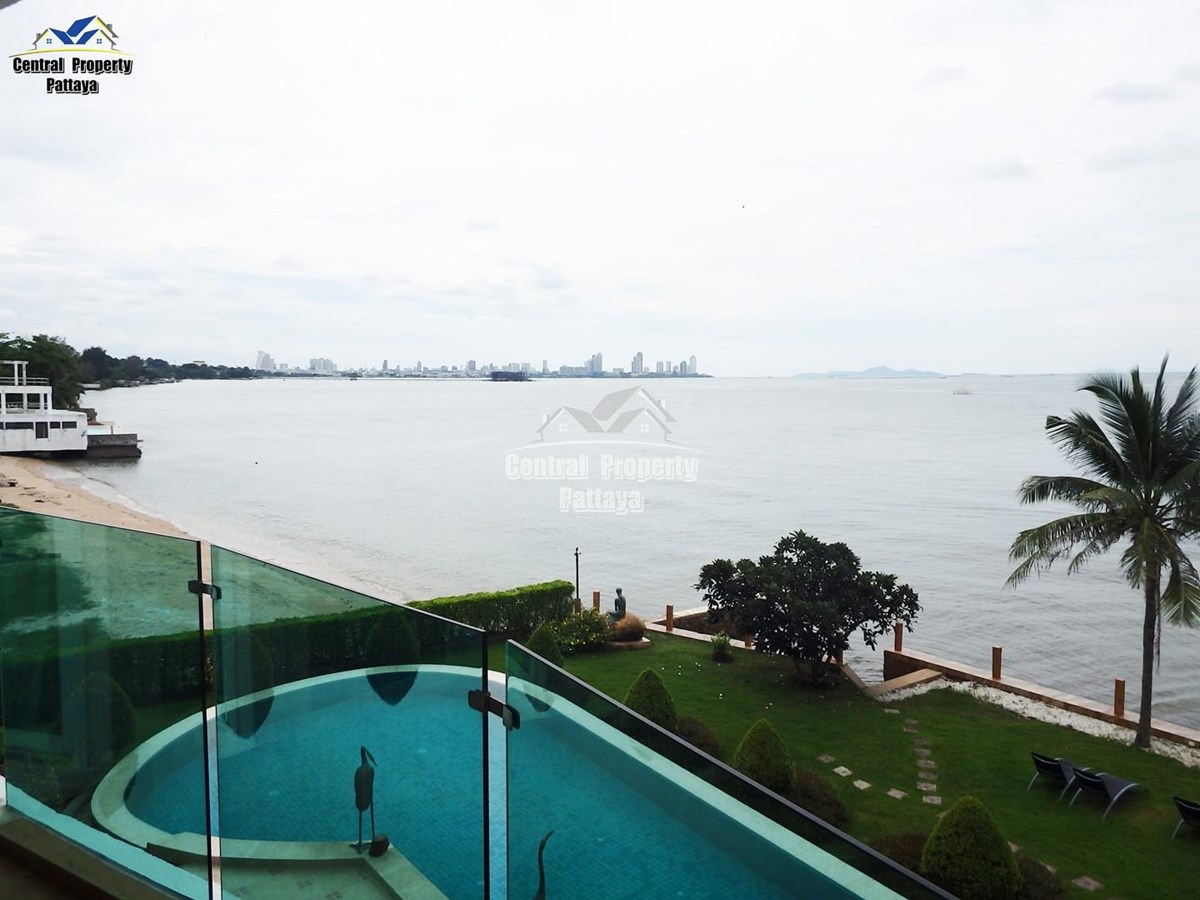 Beachfront, 1 bedroom, 1 bathroom for sale in Paradise Ocean View, Banglamung. - Condominium - Na Kluea - 