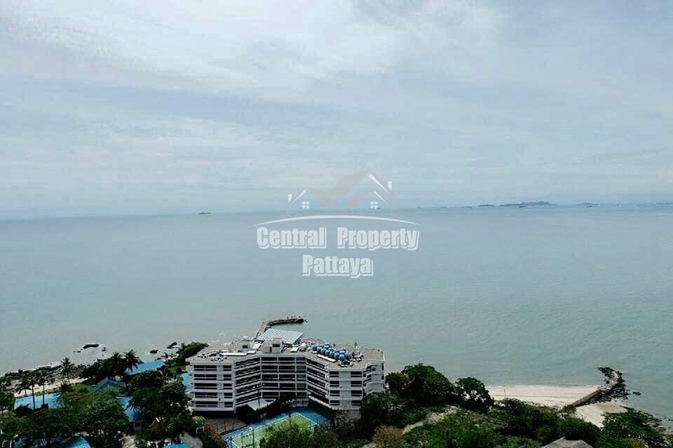 Spacious, 1 bedroom, 1 bathroom for sale in Baan Plai Haad, Wongamat beach. - Condominium -  - 