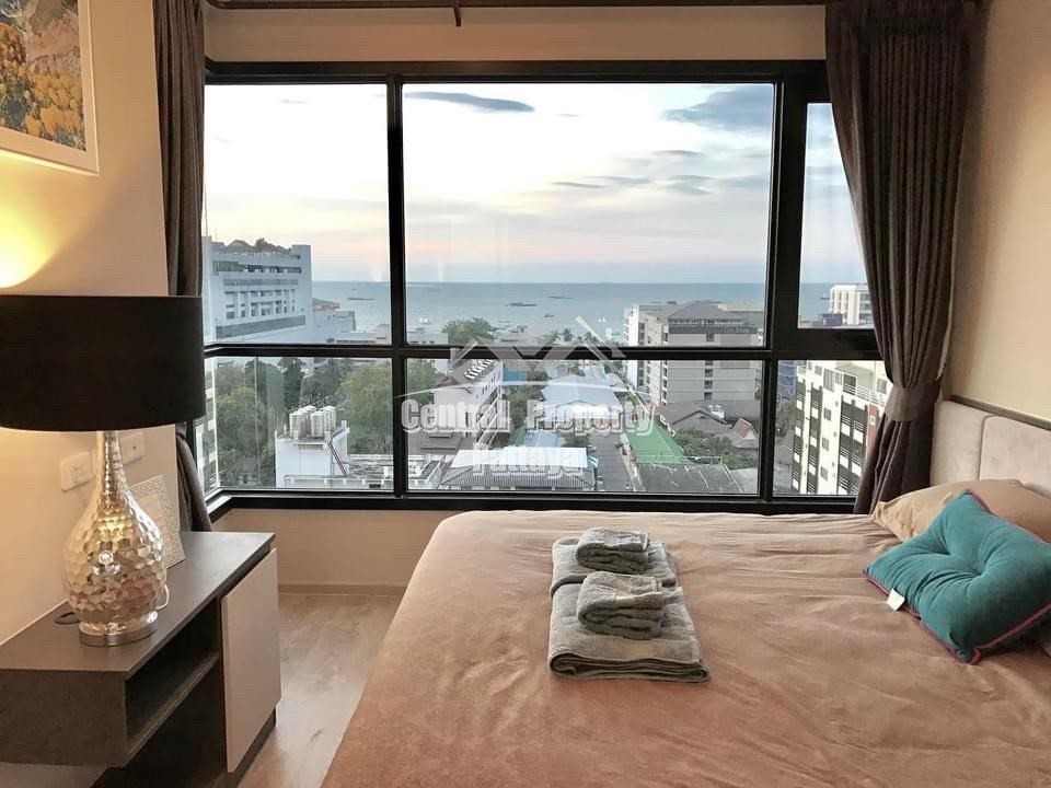 Large, 2 bedroom, 2 bathroom unit for sale in The Base, central Pattaya in rare Foreign name. - คอนโด - Central Pattaya - 