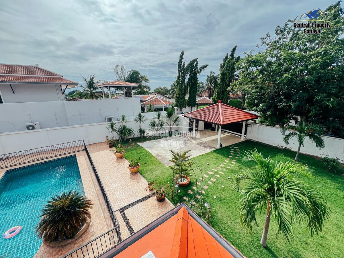 Recently renovated, 3 bedroom, 4 bathroom, pool villa for sale or rent in East Pattaya. - บ้าน - East Pattaya - 