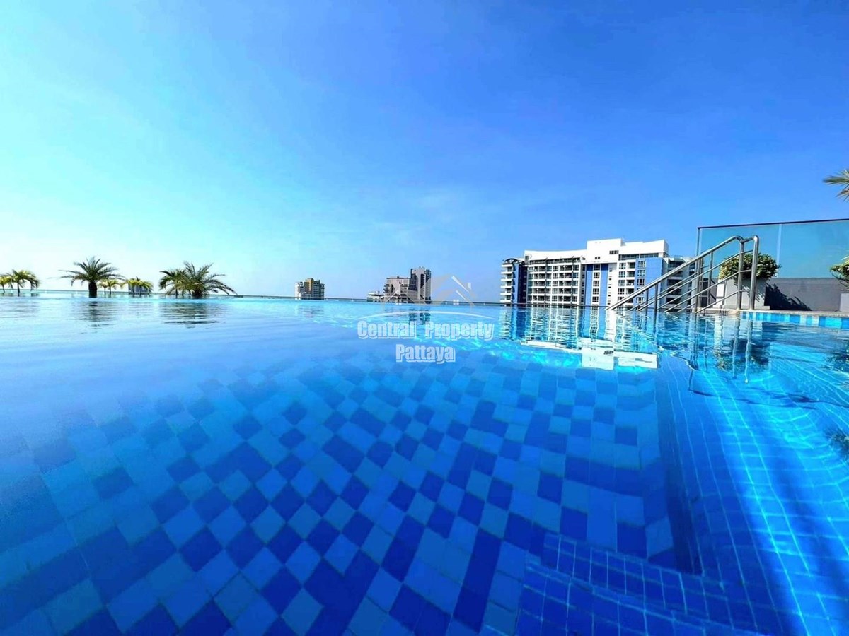 Exceptional 2 bedroom, 2 bathroom corner unit in The Point, Pratumnak for sale. - คอนโด -  - 