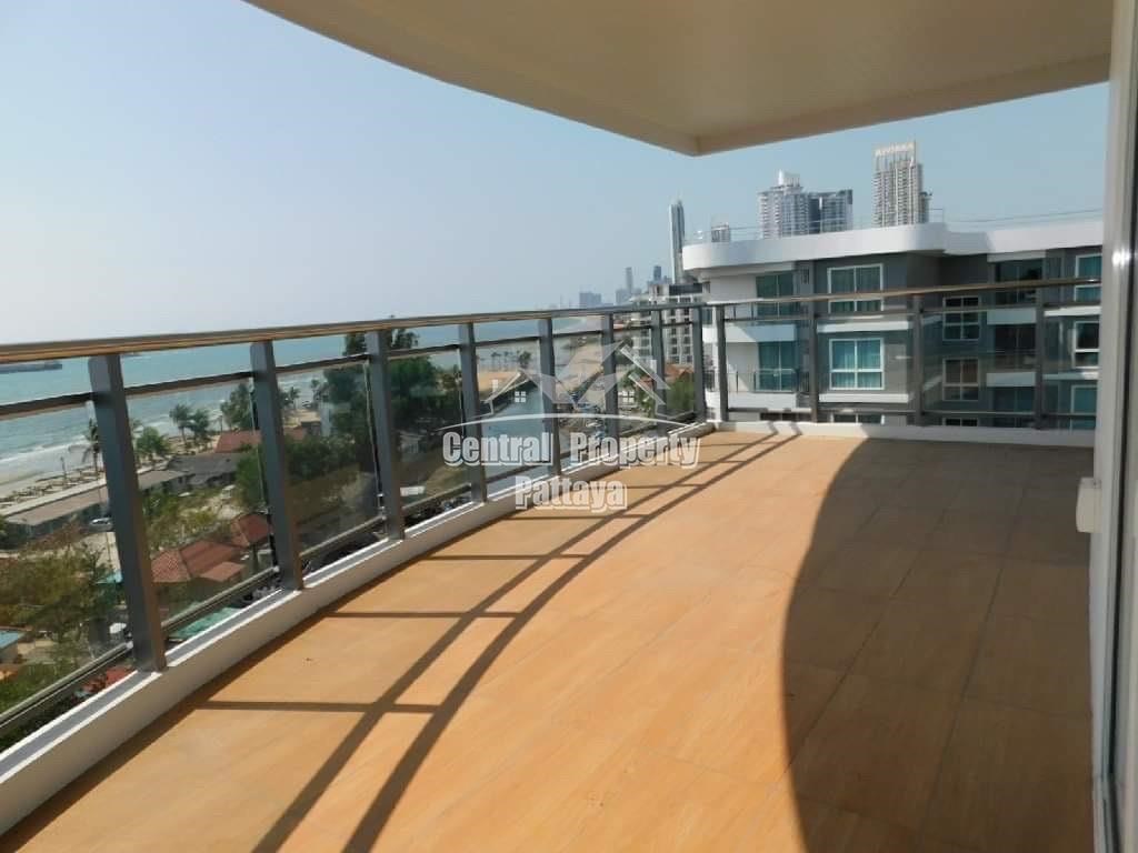 Spacious 2 bedroom, 1 bathroom corner unit for sale/rent in Na Jomtien in Foreign name. - Condominium -  - 