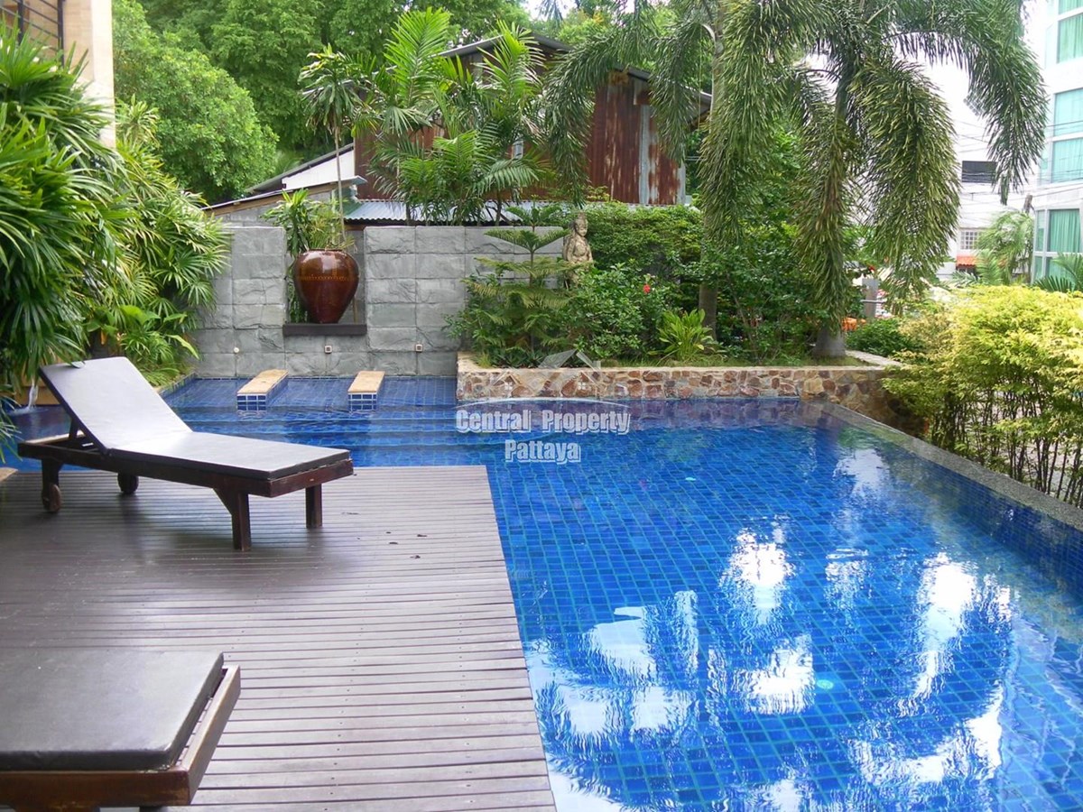  A low rise 2 bedrooms condo in Pratumnak between Pattaya and Jomtien for rent and sale. - Condominium - Pratumnak - 