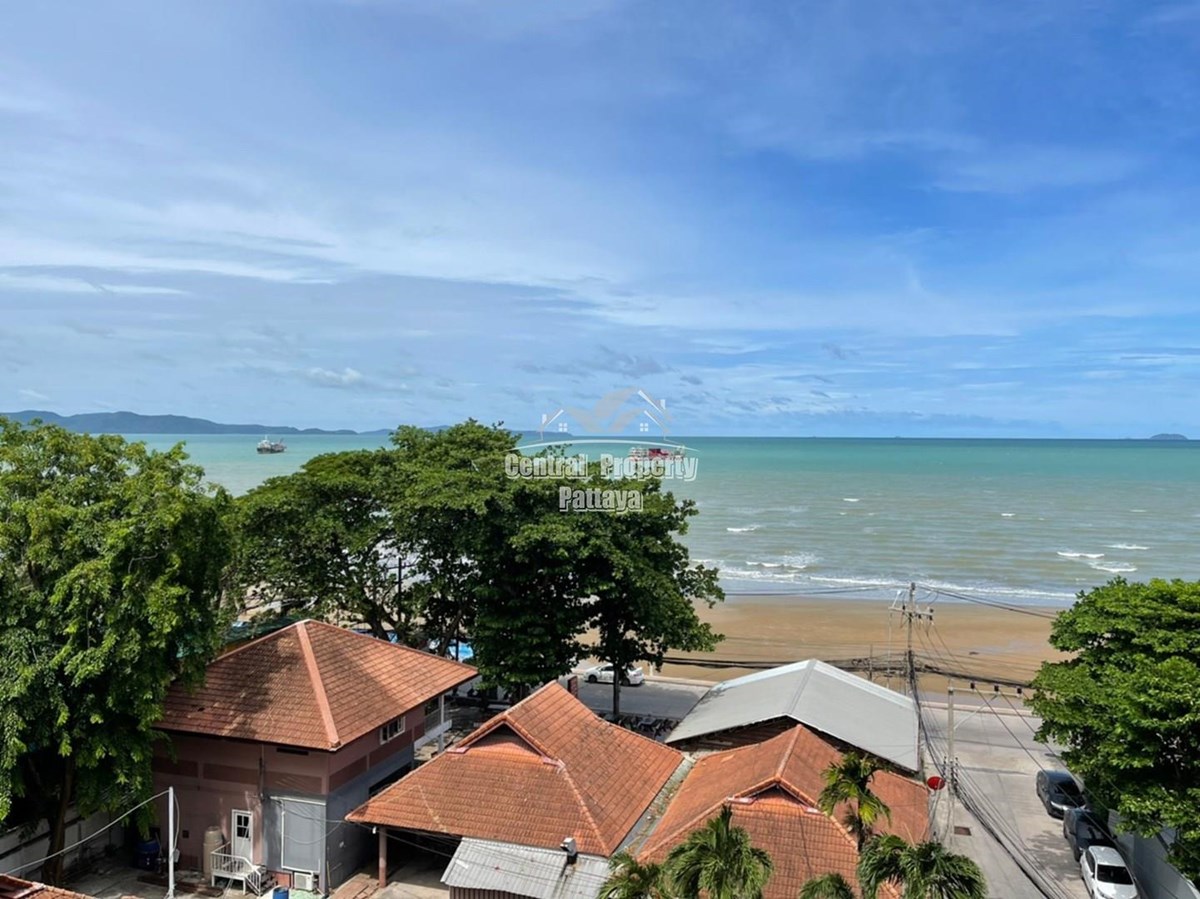 An amazing beach front penthouse boutique style 3 bedrooms 282 Sqm for sale  - คอนโด - Jomtien - 