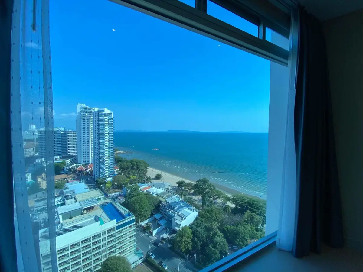 Spacious, 1 bedroom, 1 bathroom available for sale in Sands Condominium, Pratumnak. - Condominium -  - 