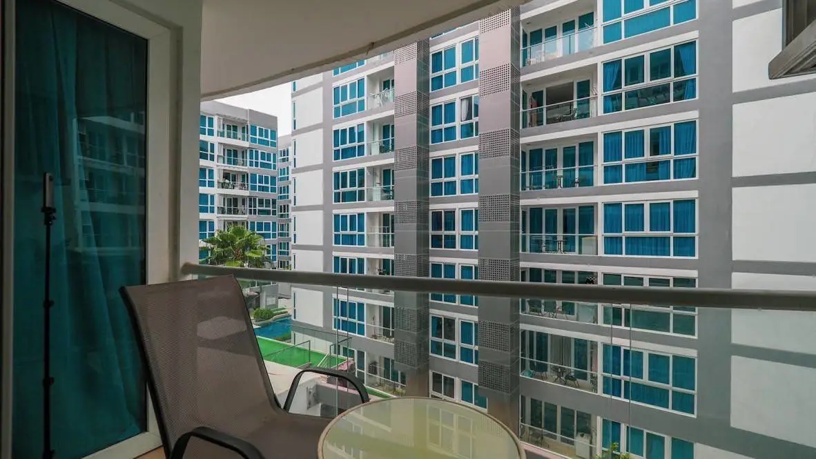 Large, 1 bedroom, 1 bathroom for sale in foreign name in Grand Avenue, central Pattaya. - Condominium -  - 