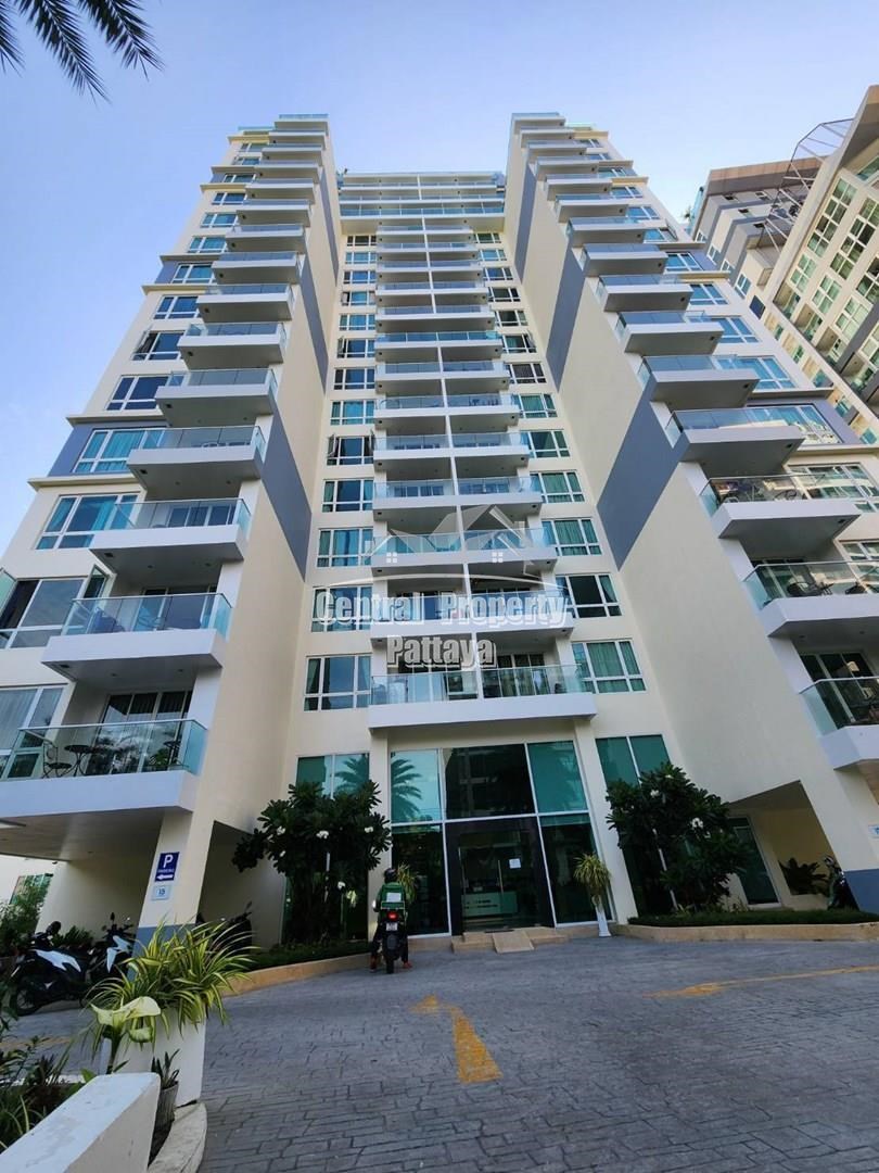 Spacious, 1 bedroom, 1 bathroom, for sale in Foreign name in The View, Pratumnak. - Condominium - Pratumnak - 