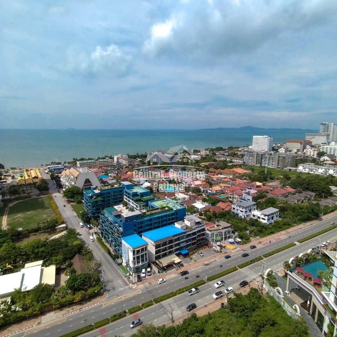 Modern, 1 bedroom, 1 bathroom condo for sale in Dusit Grand View, next to Jomtien beach. - Condominium - Jomtien - 