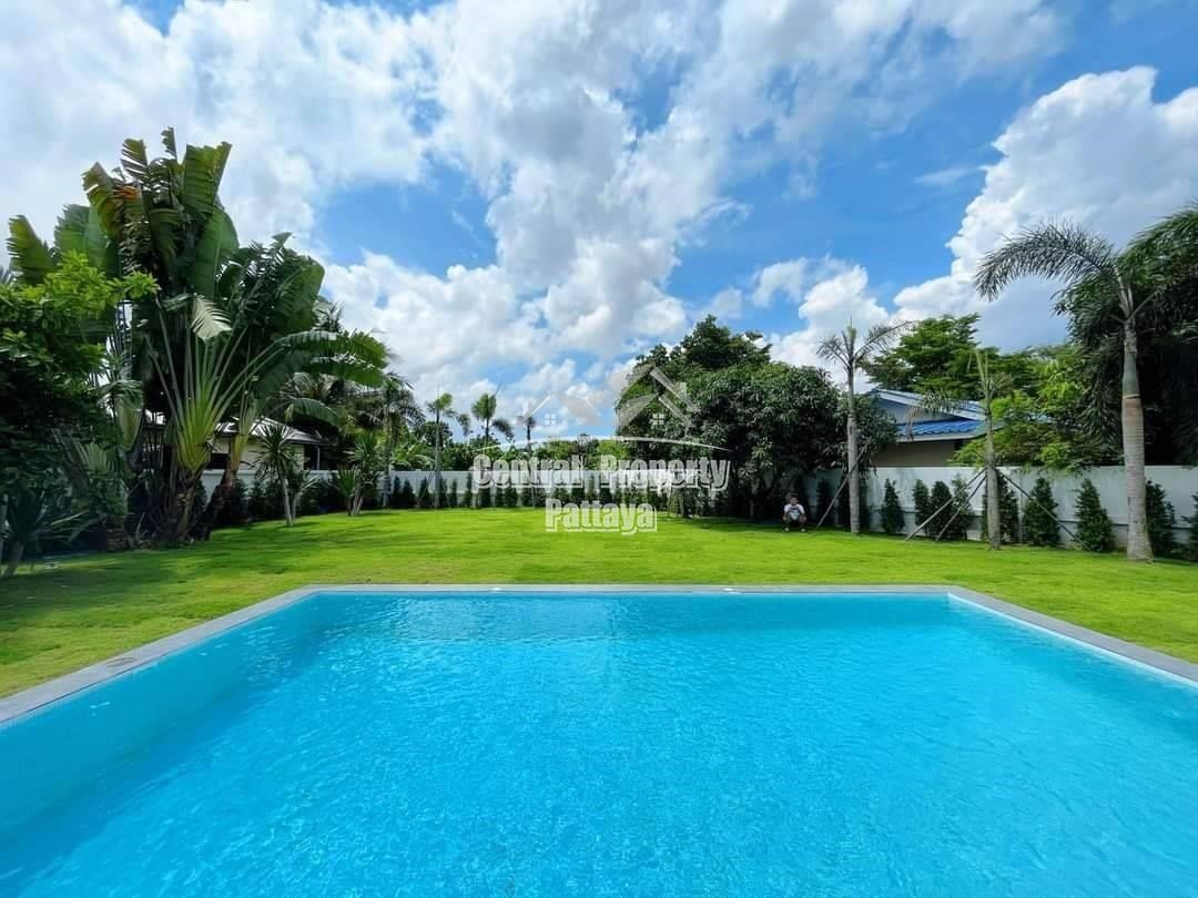 Stunning, 6 bedroom, 5 bathroom, pool villa for sale in Huay Yai. - House - Huay Yai - 