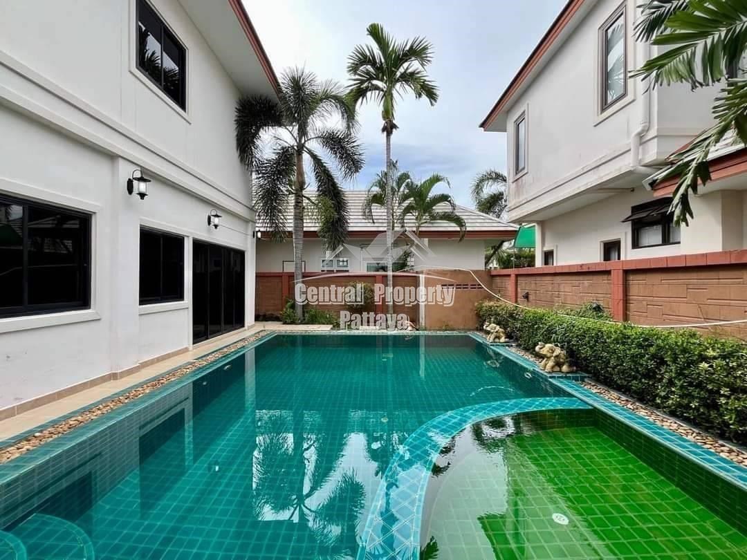 Newly renovated, 4 bedroom, 3 bathroom, pool villa for sale in Huay Yai. - House - Huay Yai - 