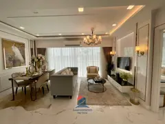 Living room & Dining area 