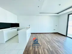 Living room & Kitchen