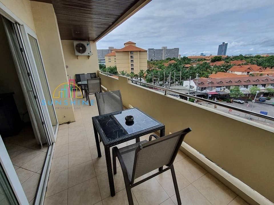 Hot Deal Large condo in Jomtien Beach for Sale - Condominium - Jomtien - 