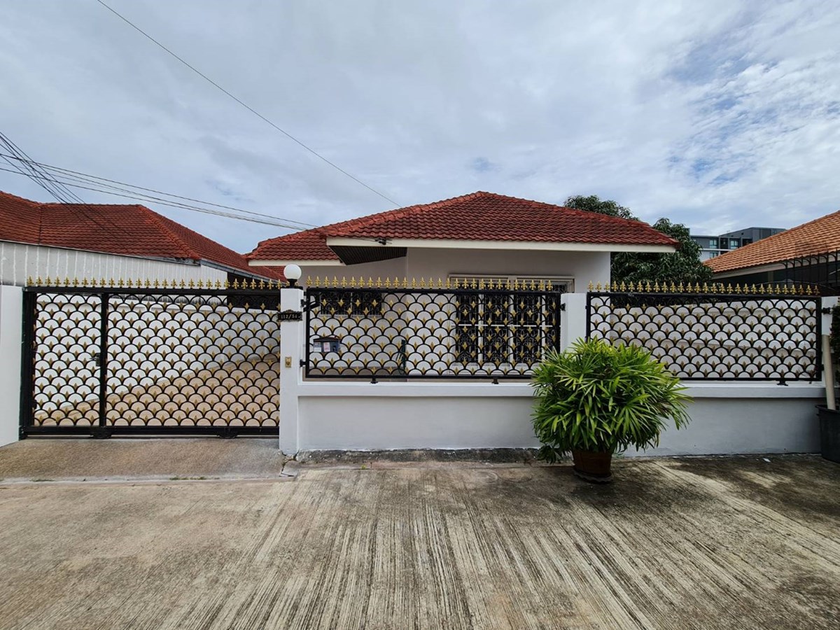 ขายบ้านเดี่ยวราคาถูกใกล้สุขุมวิท - บ้าน - South Pattaya - 