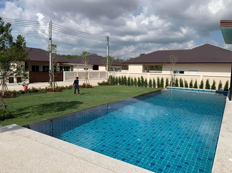 New brand and affordable modern style private pool villa for sale - บ้าน - Huai Yai - 