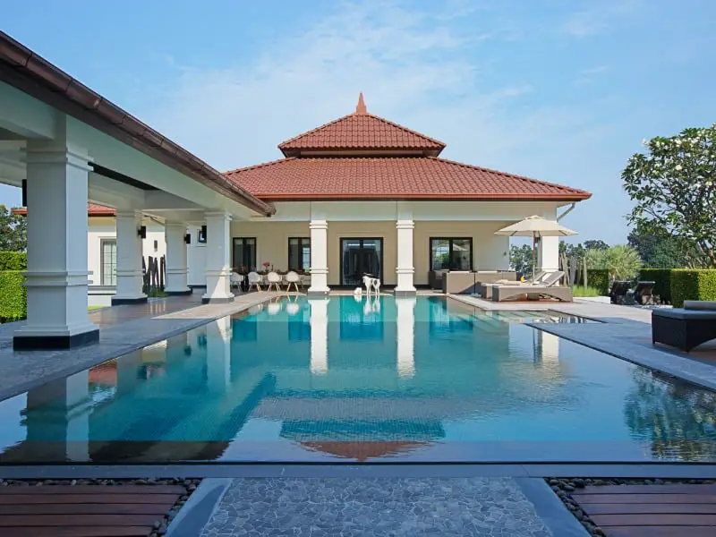 Modern Paradise: 5-Bedroom Villa with Gym, Sauna, and Spectacular Pool - House - Nong Kae - Hua Na