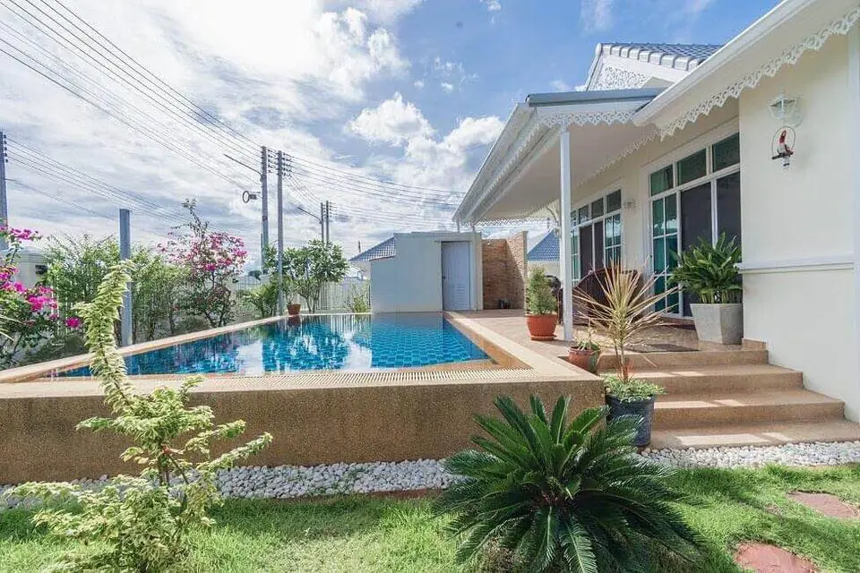 Stunning 2-Bedroom, 2-Bathroom House for Sale in Hua Hin, Thailand - House - Hin Lek Fai - 