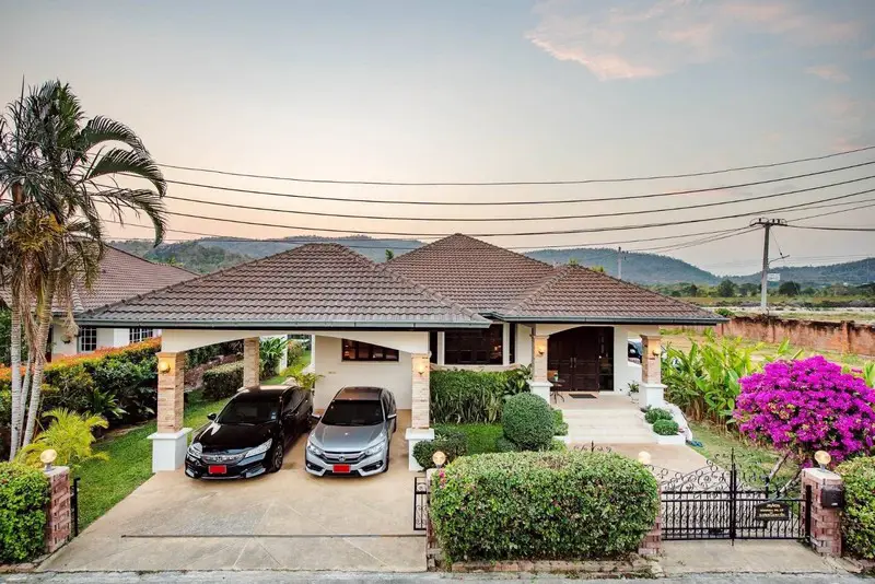 Stunning 3 Bedrooms Pool Villa at 102 -Hua Hin House- - House - Nong Kae - Soi 102