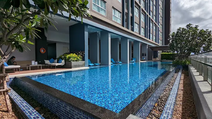 "Prime Location, Low Maintenance: 1-Bedroom Condo for Sale in Hua Hin" - Condominium - Nong Kae - 