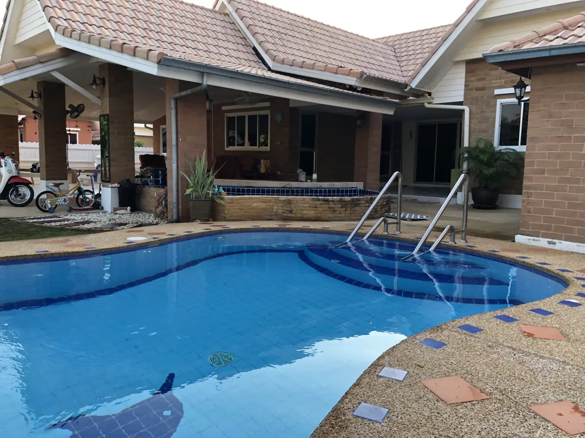 House for sale 4 Million baht, 133 sqw., 3B/3B private pool, Soi 112! - House - Nong Kae - 