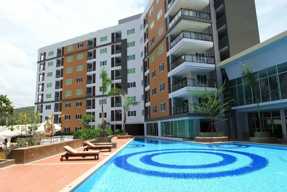 Luxury Living : Spacious 3-Bedroom Unit with Stunning Views - Condominium - Hua Hin - Soi 88