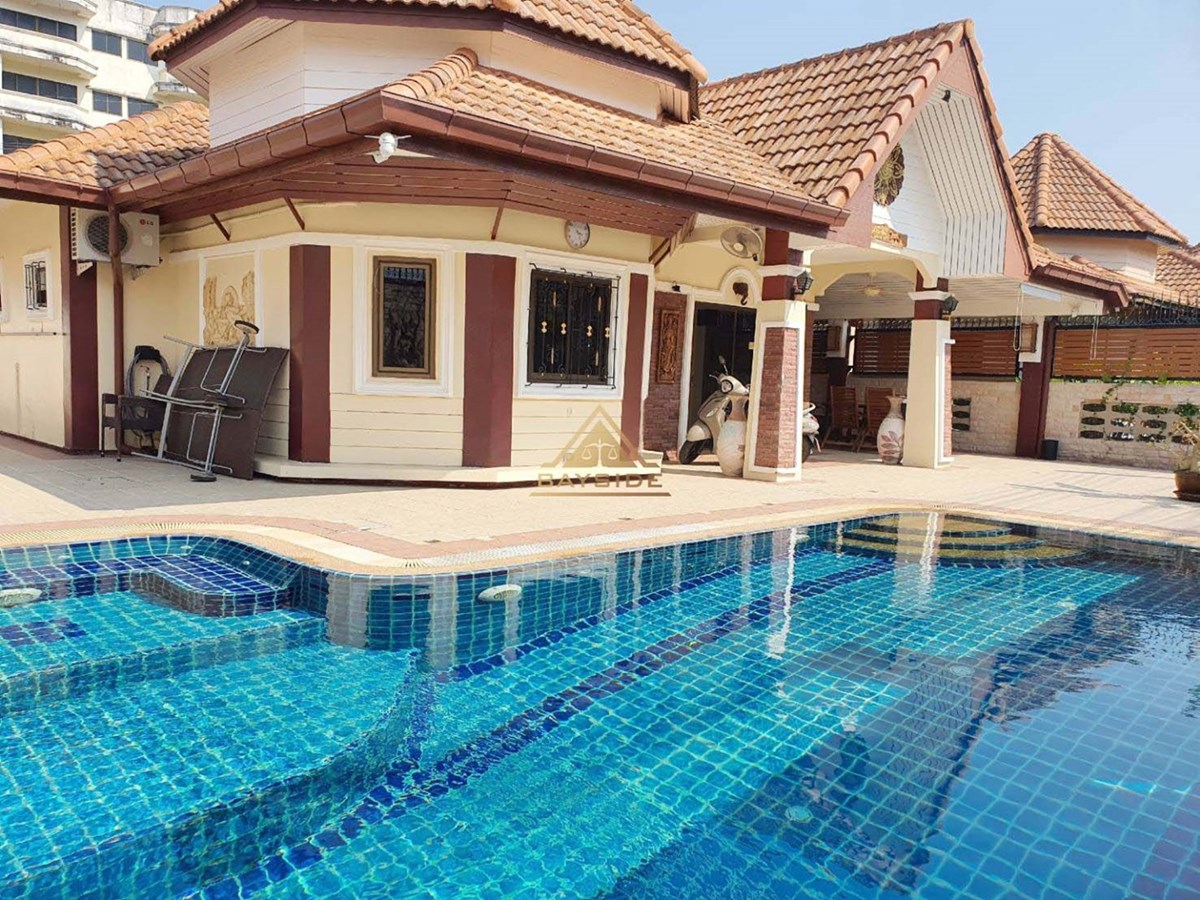 Pool villa house at Jomtien for SALE - House - Thappraya - 