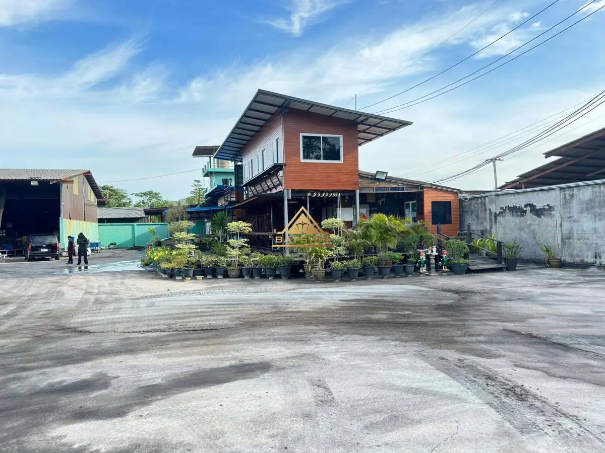 Ware house with house for sale - House - Bang Lamung - 