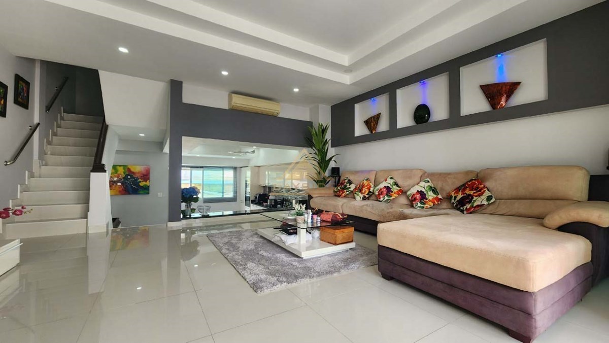 The Royal Belleview Penthouse Pratumnak 3 Beds 5 Baths for SALE - House - Kasetsin - 