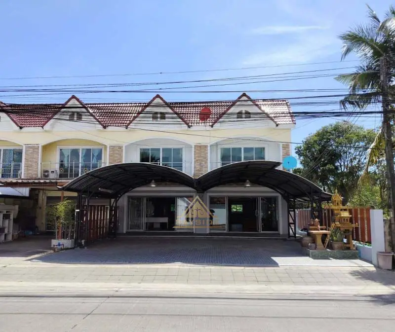 Twin Townhome at Huai Yai Pattaya 4 Beds for SALE - Town House - Huai Yai - 