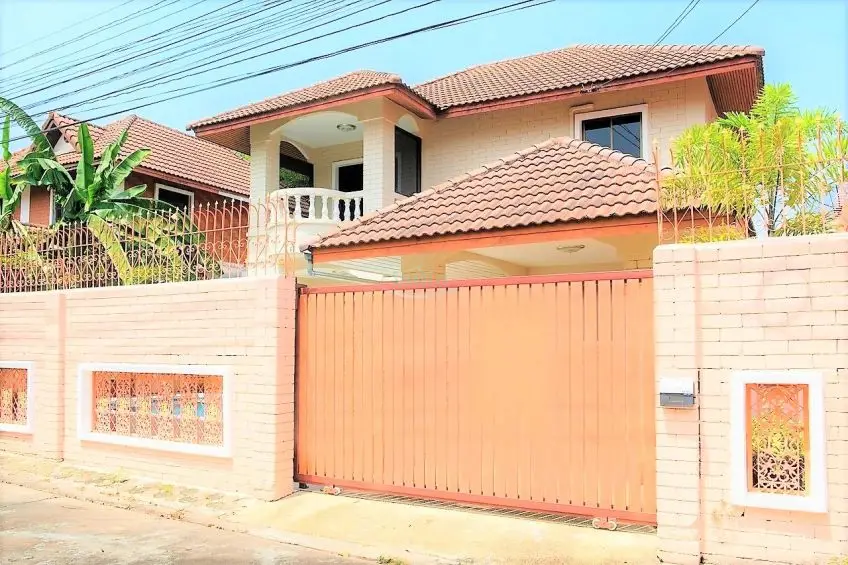 Tanyawan Garden Home 1 House with Pool for Sale and for Rent in East Pattaya - House -  - 