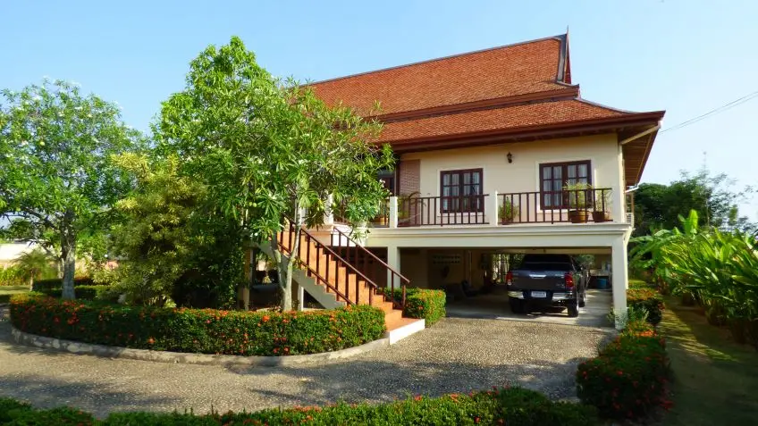 Private House with Pool for Sale in Huay Yai - House -  - 